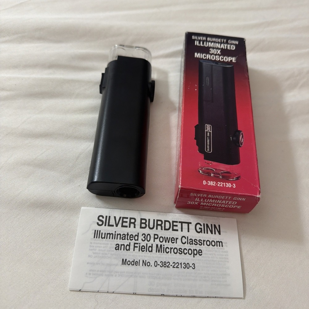 New Silver Burdett Ginn‎ Illuminated 30X Microscope Silver Burdett Ginn